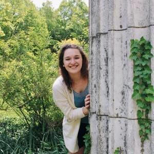 Meet your Posher, Abby